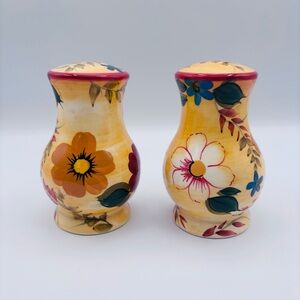 Set of 2 Glossy Floral Ceramic Salt & Pepper Shakers, Multicolored Flower, Round